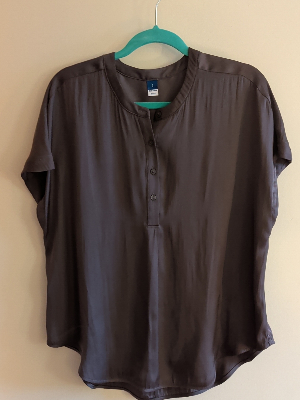 Old Navy Short-Sleeve Satin Top in Espresso Brown, Sz L